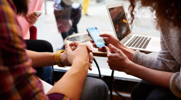 Agcom istituisce il tavolo contro la disinformazione online. Coinvolto anche il gambling